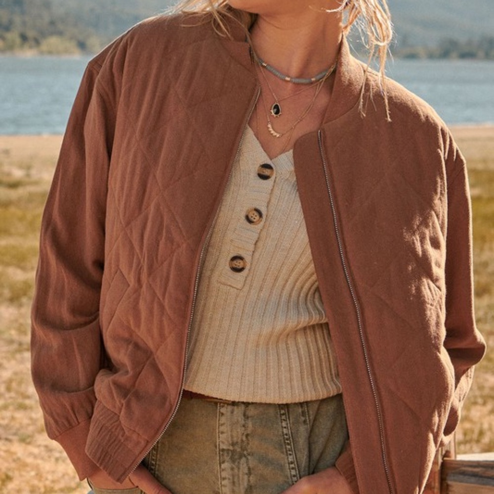 Last 1! NWT Woven Diamond Quilted Bomber Jacket - Picture 3 of 4